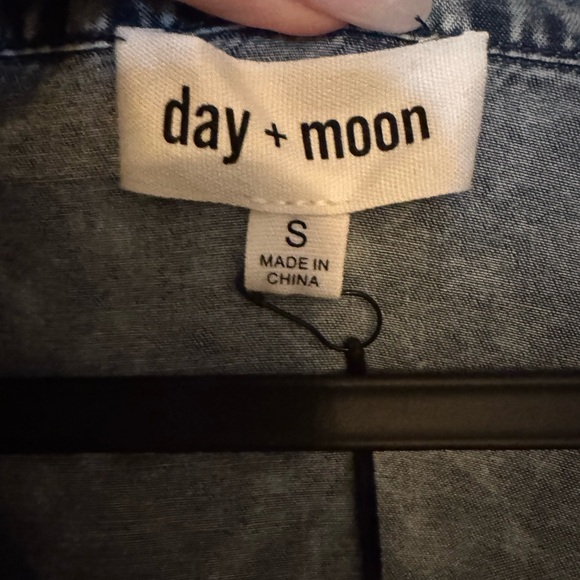 Day + Moon Frayed Bottom Mini Dress Washed Away Small NWT - Picture 3 of 3